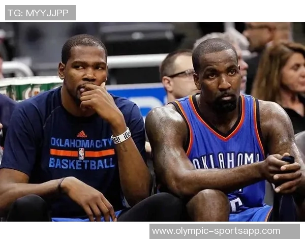 帕金斯呼吁杜兰特发挥领导力展现出他应有的能力与影响力 帕金斯呼吁杜兰特发挥领导力展现出他应有的能力与影响力