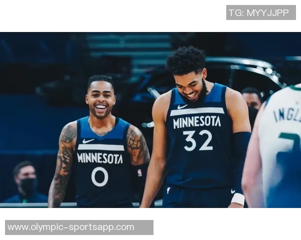 科尔盛赞巴特勒为顶级单打球员我们将围绕他与库里打造球队核心