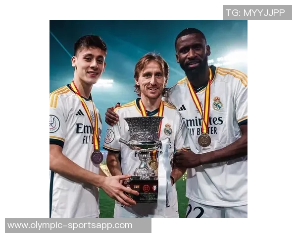 内马尔盛赞居莱尔为世界最佳中场土耳其美女球员专访精彩回顾